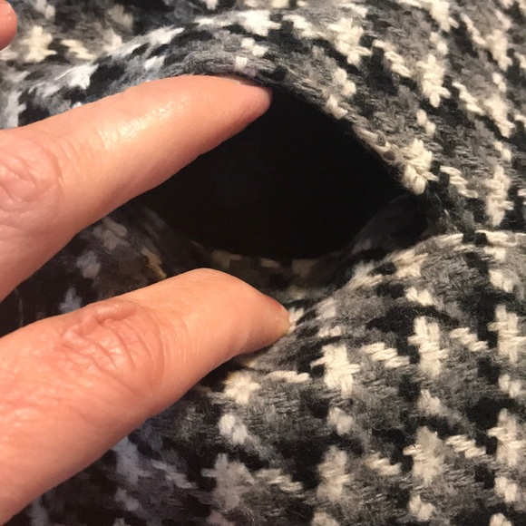 Rosette tweed shoulder bag - Picture 3 of 8